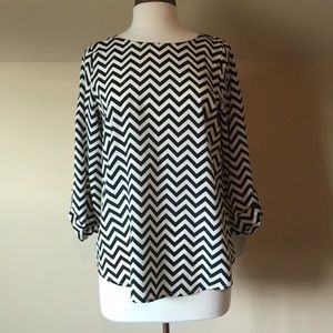 Everly Blouse size Medium